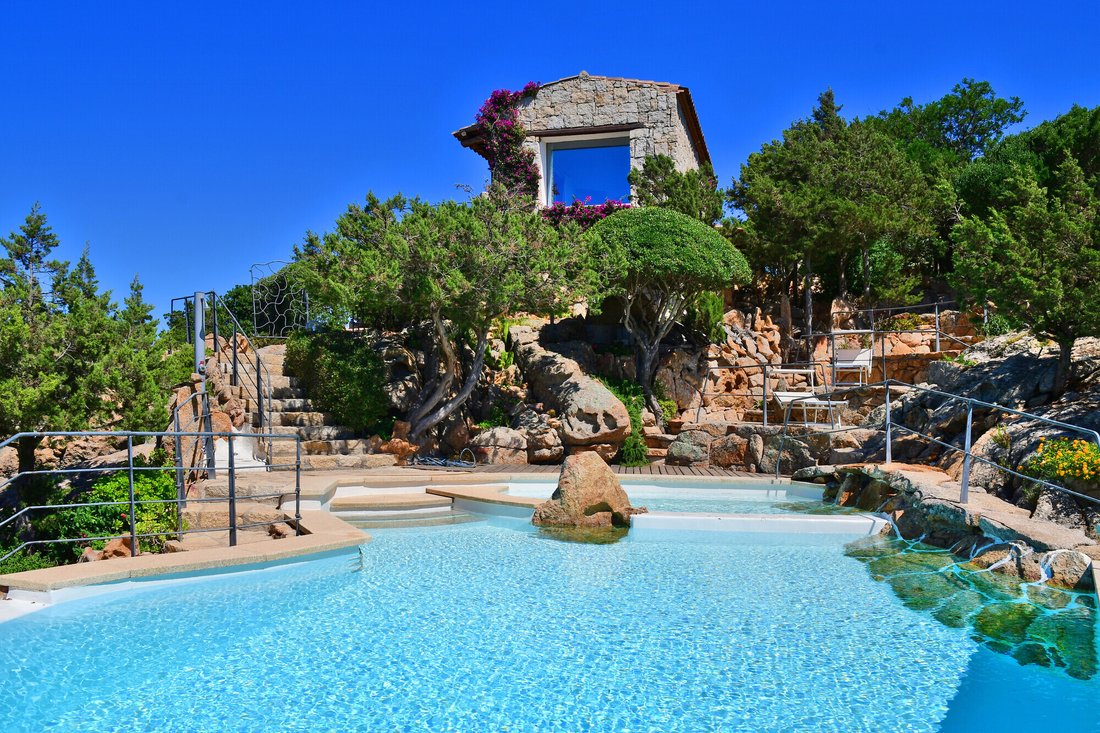 Villa in Arzachena, Sardinia, Italy 5 - 14293543