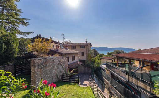 Villa à Gargnano, Lombardie, Italie 1
