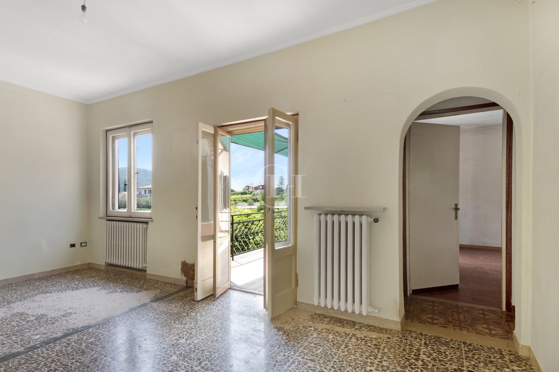 House in Garda, Veneto, Italy 4 - 15812589