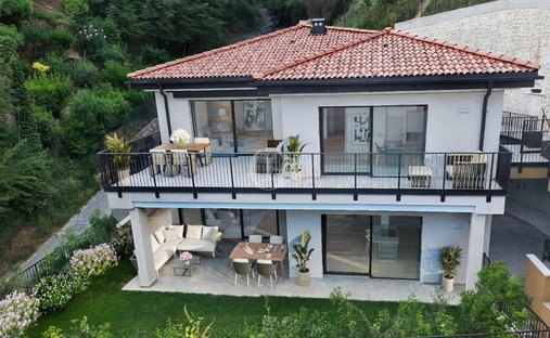 Apartment in Gardone Riviera, Lombardy, Italy 1