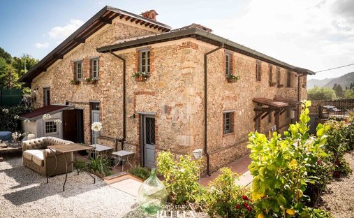 Maison à Camaiore, Toscane, Italie 1