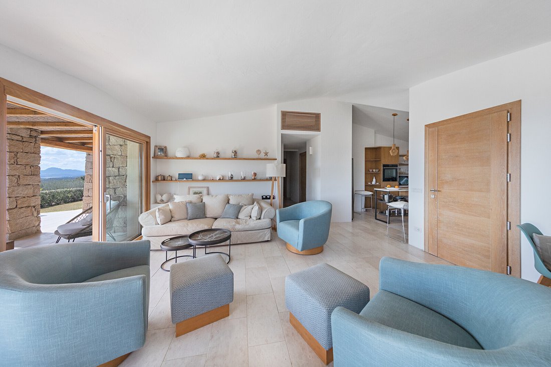 Villa en Abbiadori, Arzachena, Italia 4 - 13737384