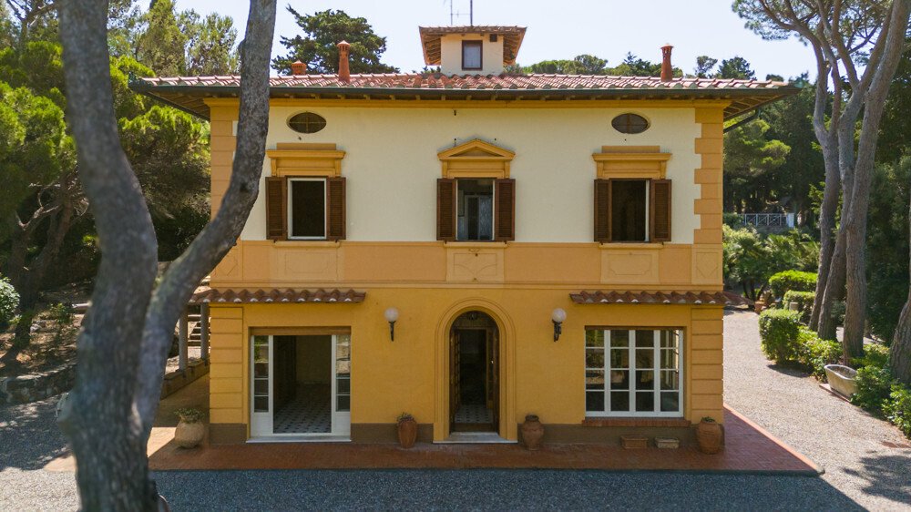 Villa in Montenero, Livorno, Tuscany 1 - 14939168