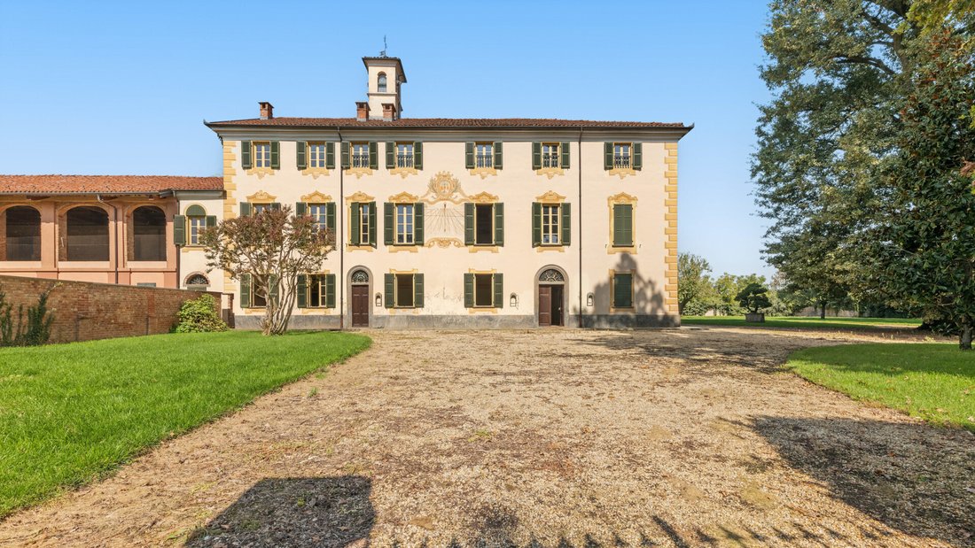 Villa in Fossano, Piedmont, Italy 1 - 15270953