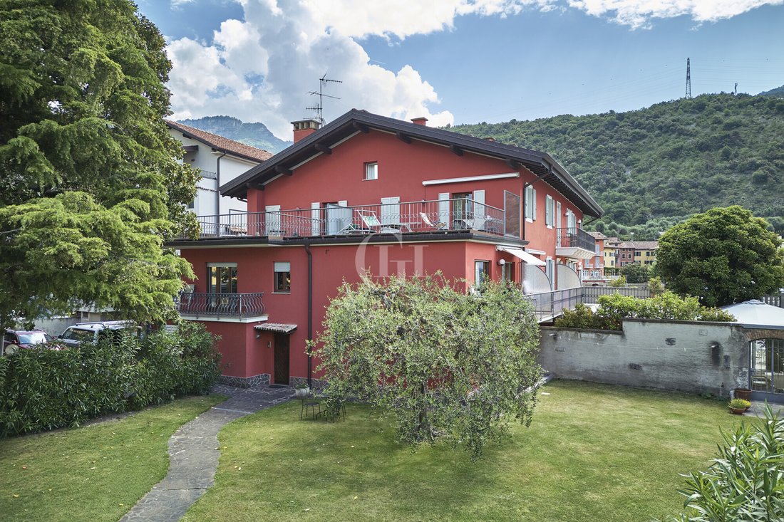 Apartment in Torbole, Trentino – Alto Adige/Südtirol, Italy 3 - 15270882