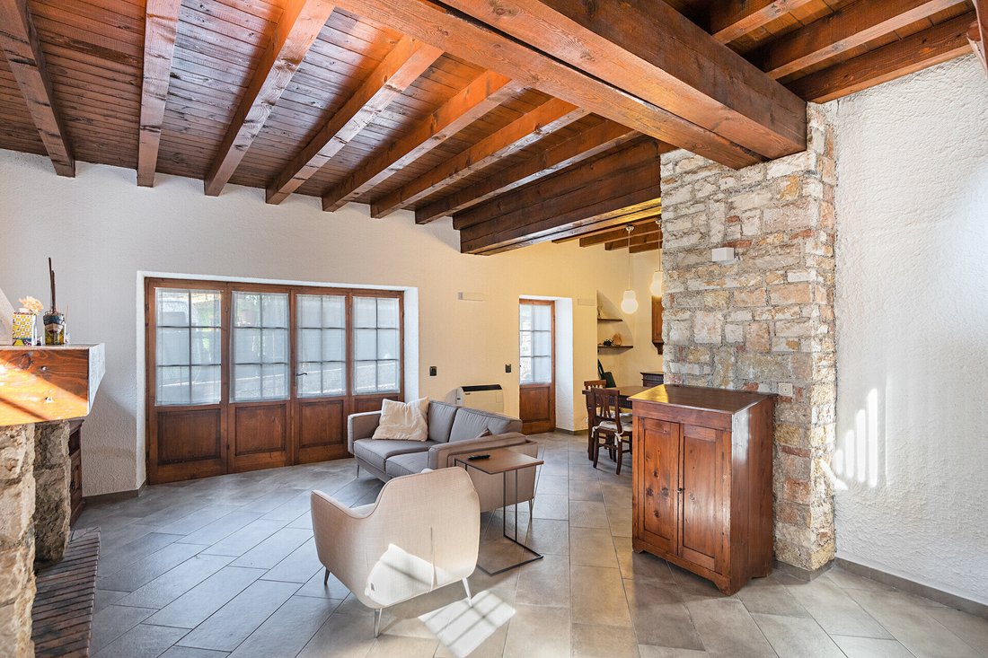 Villa in Gargnano, Lombardy, Italy 3 - 13737365
