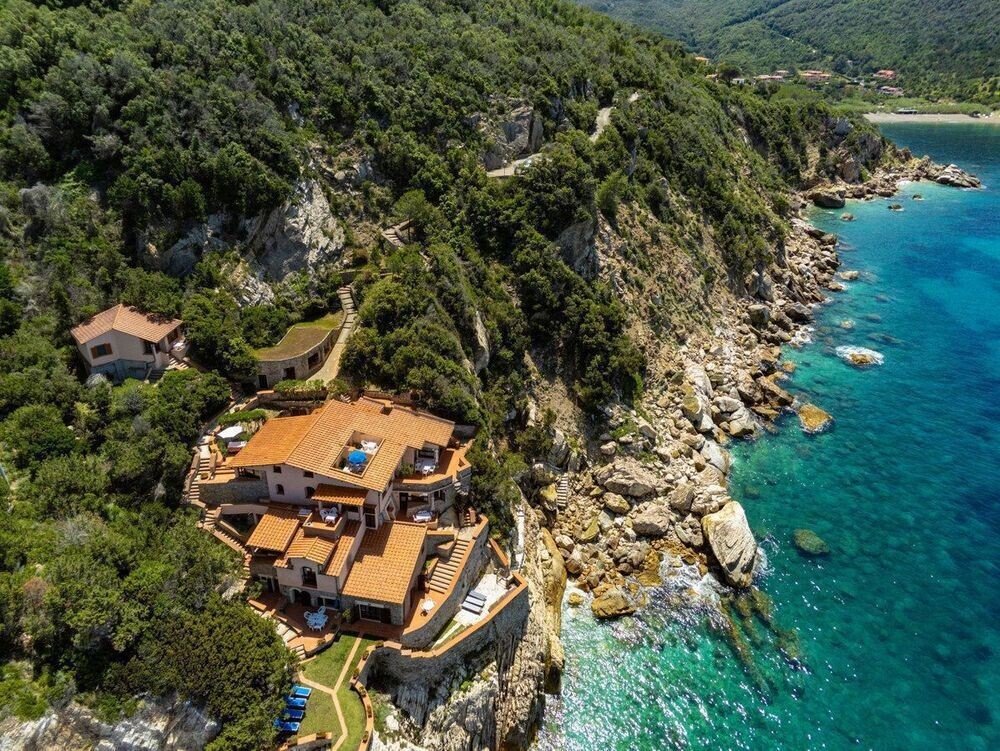 Villa in Tuscany, Italy 3 - 12939067