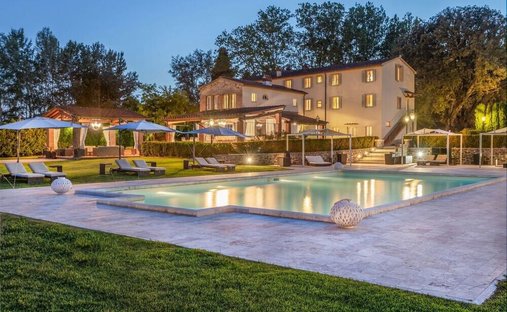 Villa in Pieve A Nievole, Tuscany, Italy 1