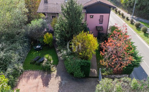 Villa in Rivoltella, Desenzano del Garda, Lombardy 1