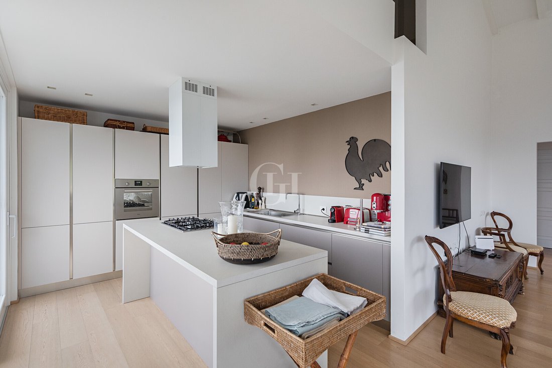 Villa in Gardone Riviera, Lombardy, Italy 4 - 14469051