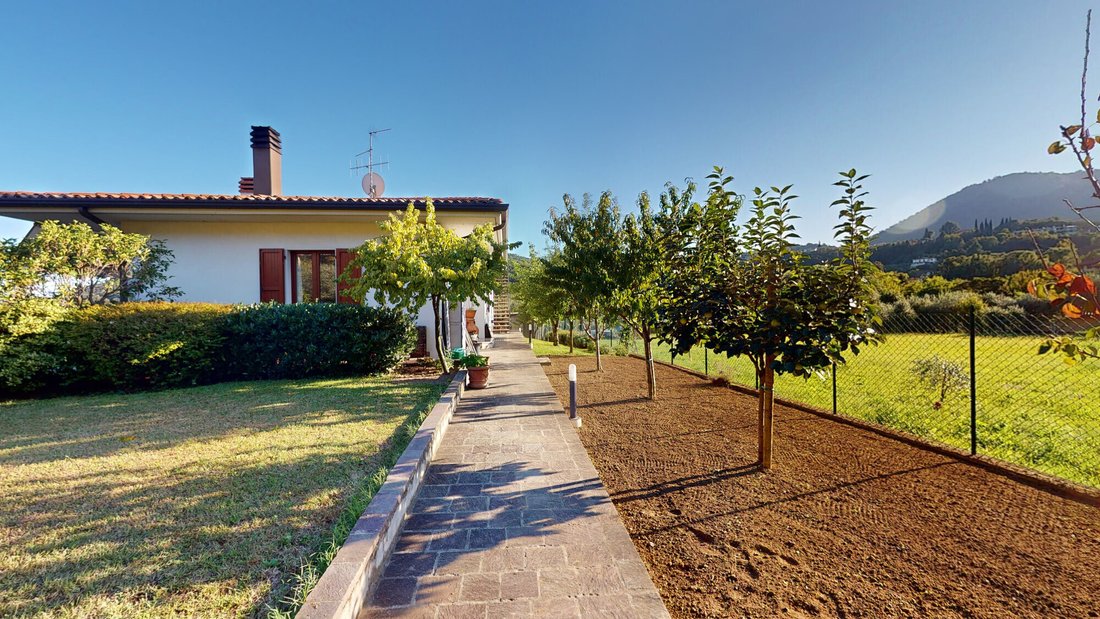 House in Roe, Lombardy, Italy 3 - 13737396