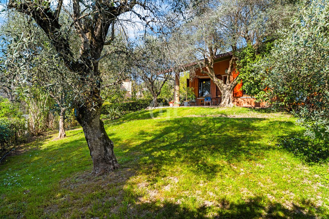 House in Bardolino, Veneto, Italy 5 - 15539855