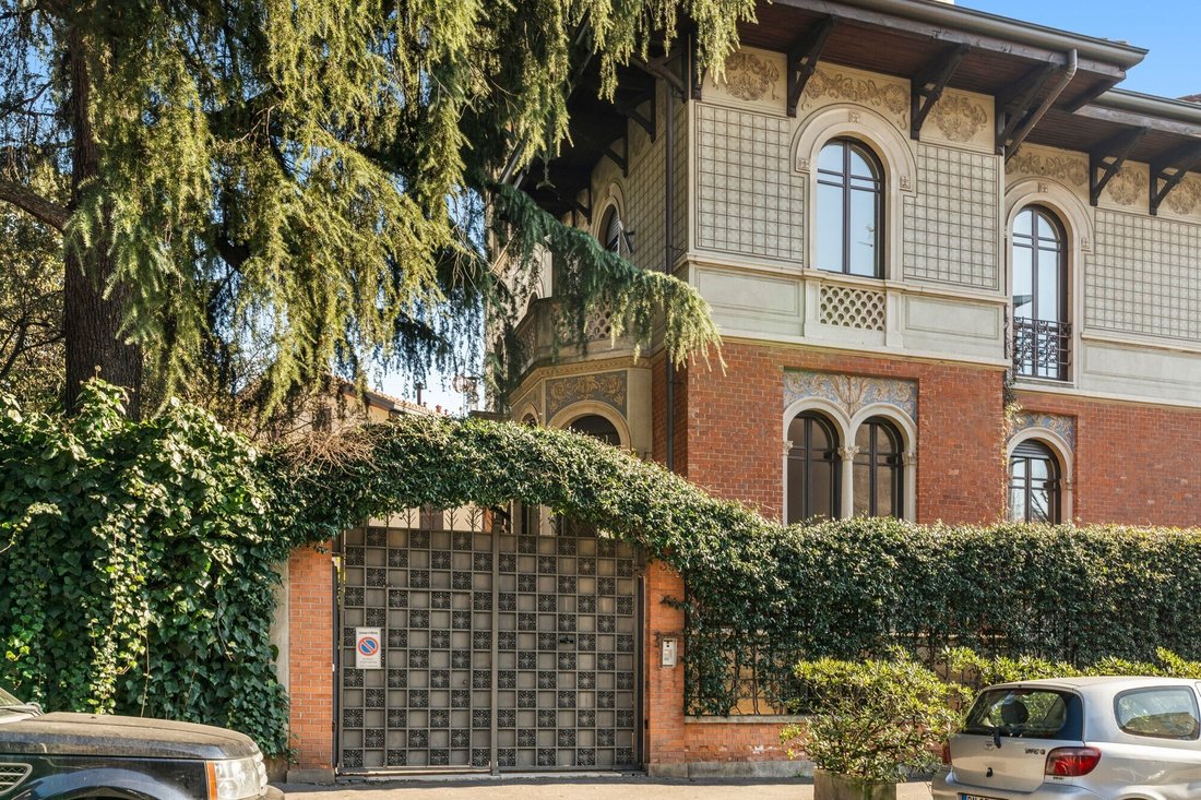 Villa in Milan, Lombardy, Italy 1 - 15398494