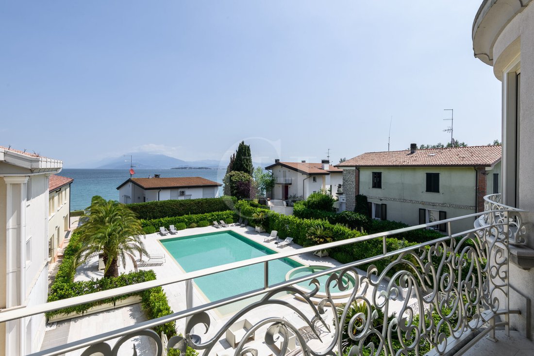 Apartamento en Entroterra, Desenzano del Garda, Lombardía 1 - 13642785