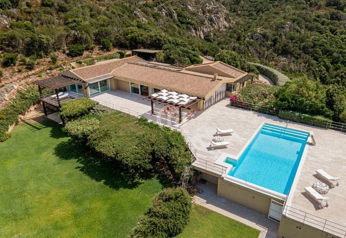 Villa in Area Arzachena Paese, Arzachena, Sardinien 1 - 14159675
