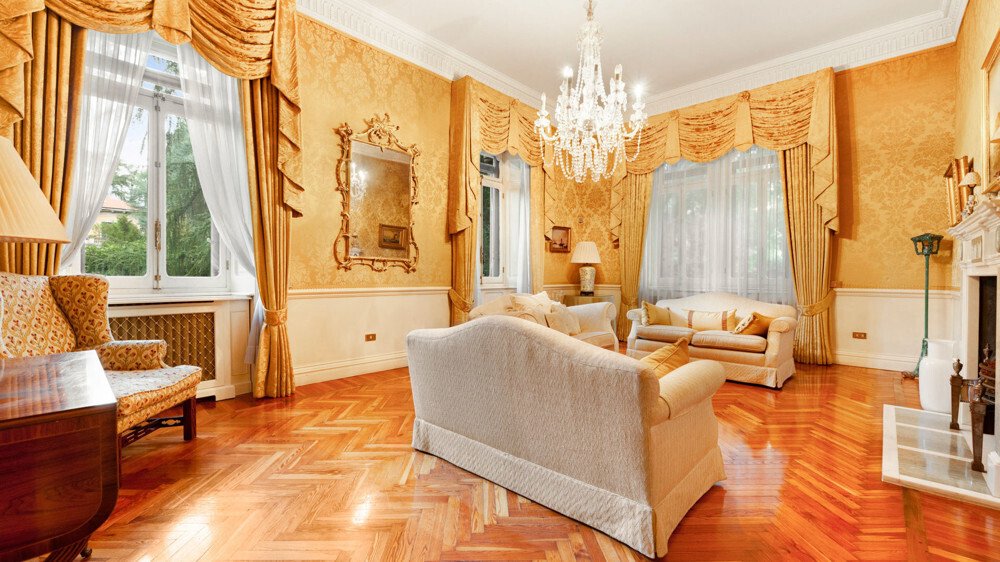 Villa in Saronno, Lombardy, Italy 2 - 14726485