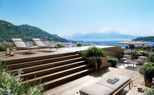 Penthouse in Salo, Lombardy, Italy 1