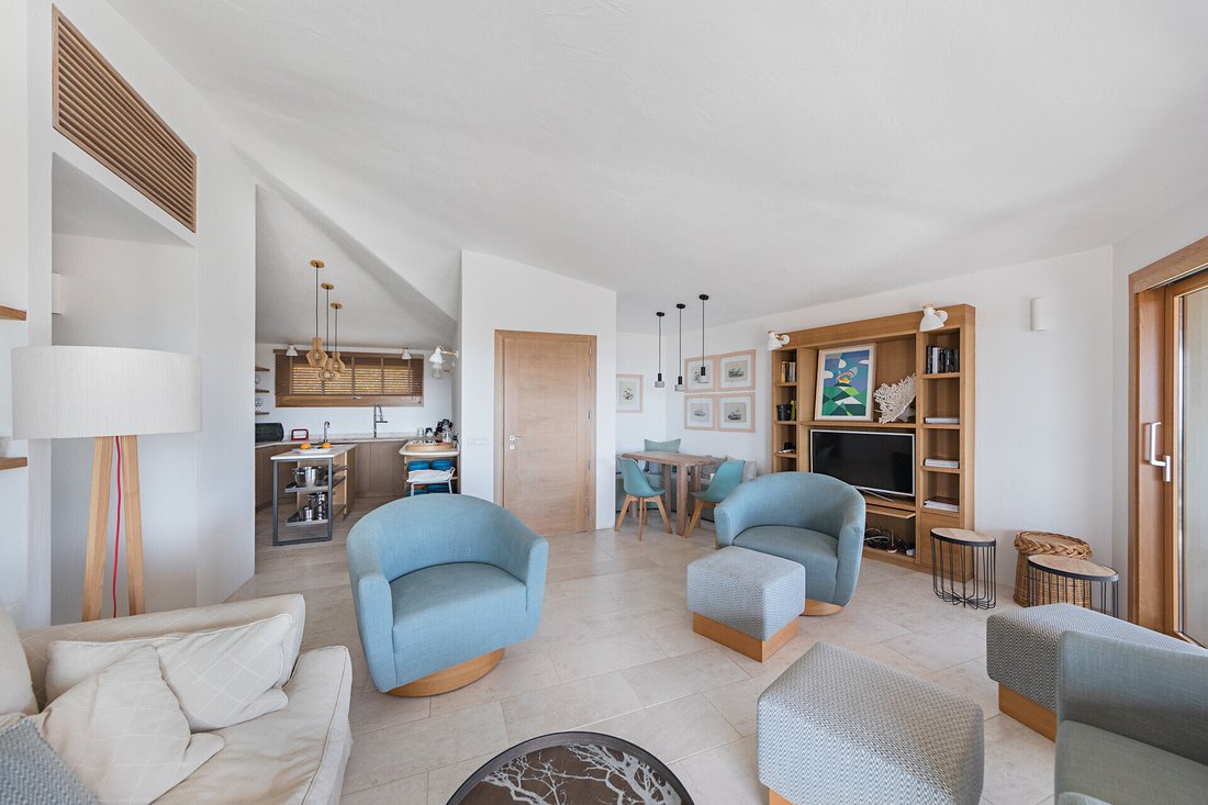 Villa en Abbiadori, Arzachena, Italia 3 - 13737384