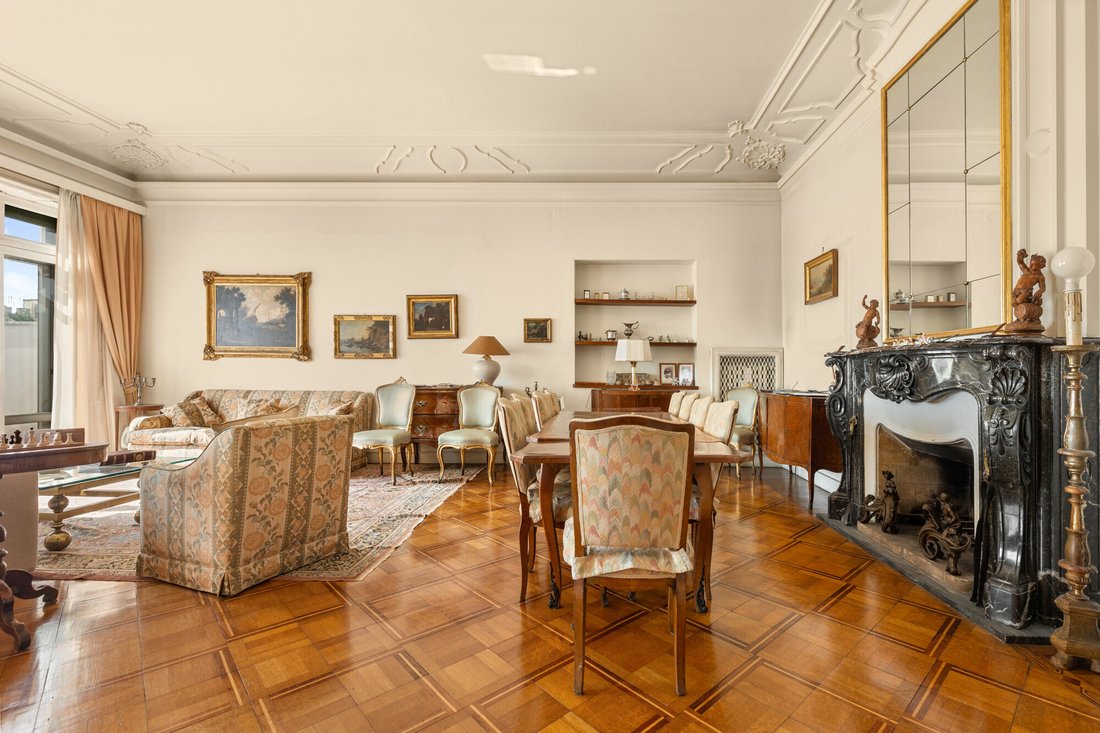 Penthouse in Rome, Lazio, Italy 3 - 15552236
