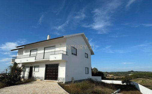 Villa in São João das Lampas, Lisbon, Portugal 1