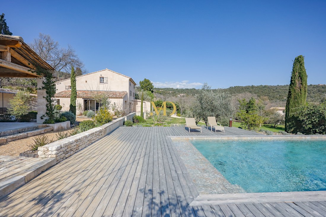 La Ferme des Rêves: A Sunlit 18th-Century Provençal Masterpiece