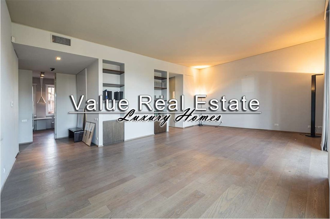 Apartment in Porta Venezia - Repubblica, Milan, Italy 4 - 16013783