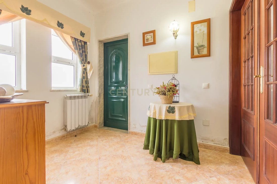Villa in Moita, Portugal 2 - 15176359