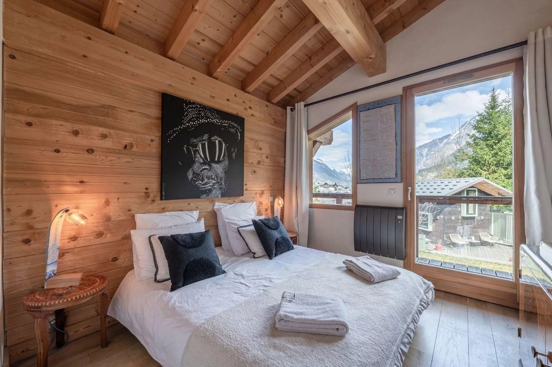 Chalet in Chamonix-Mont-Blanc, Auvergne-Rhône-Alpes, France 4 - 16015015
