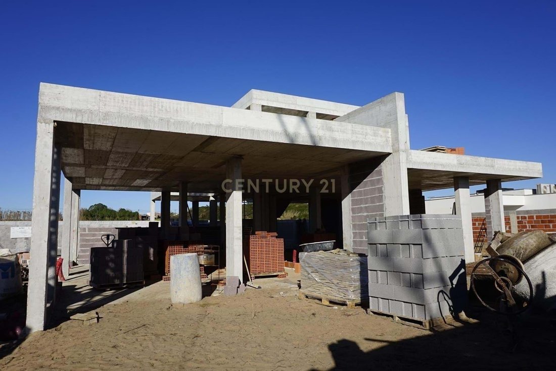 Villa in Santo Onofre e Serra do Bouro, Leiria District, Portugal 1 - 12499502