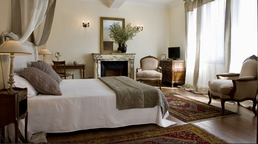 Villa in Maubec, Provence-Alpes-Côte d'Azur, France 3 - 16013302