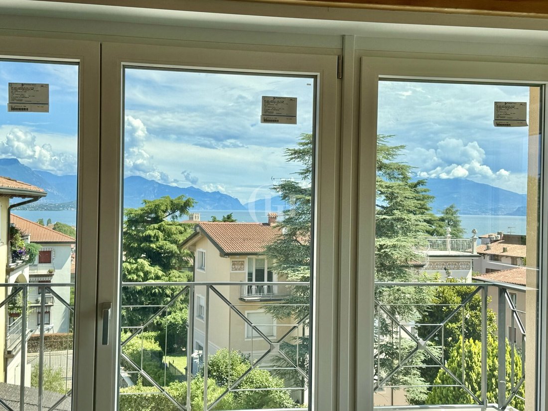 Penthouse in Entroterra, Desenzano del Garda, Lombardy 5 - 15952903