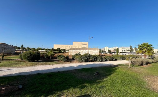 Land in Faro (Se e Sao Pedro), Algarve, Portugal 1