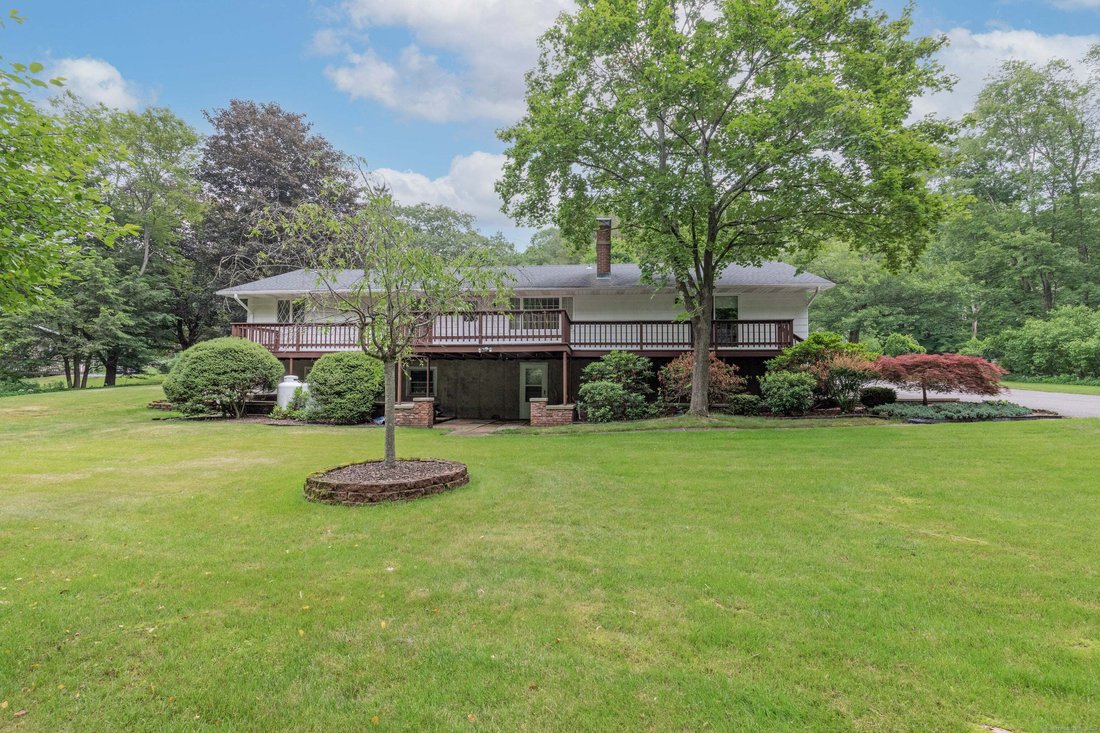 House in Middlebury, Connecticut, United States 4 - 16014889