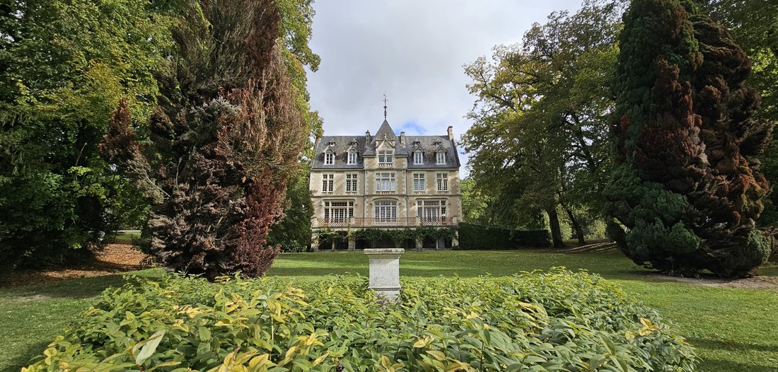 Whispers of Touraine: A 19th-Century Château’s Equestrian Kingdom
