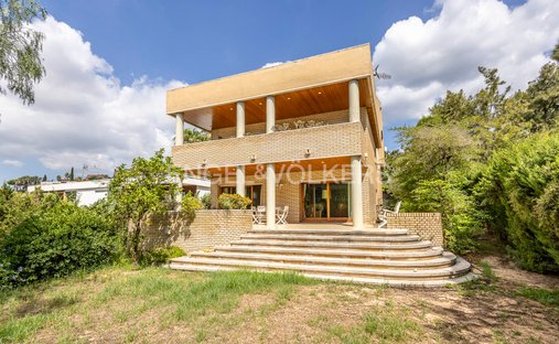 House in Esplugues de Llobregat, Catalonia, Spain 1