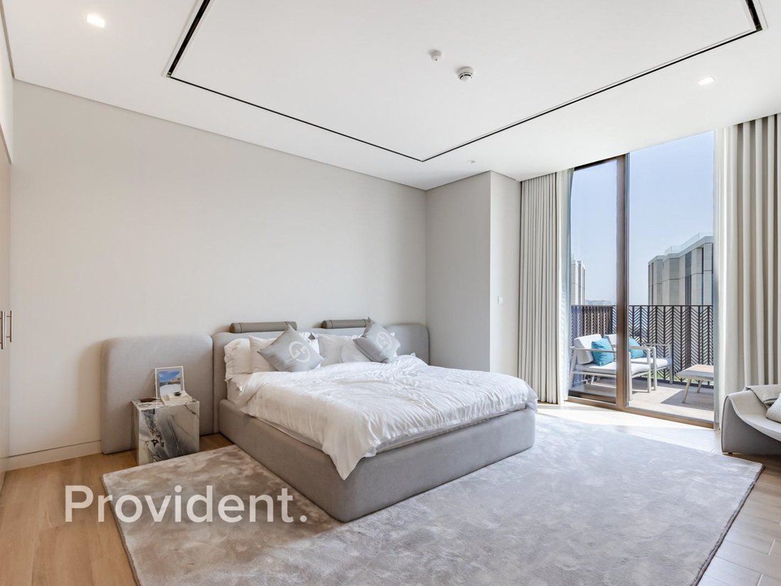 Dubai, Dubai, United Arab Emirates 4 - 15893813