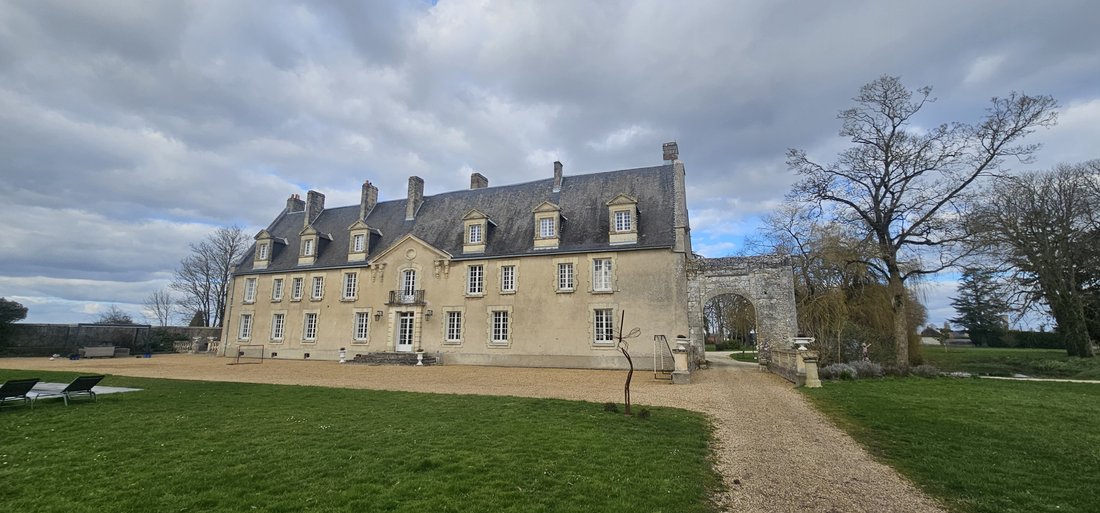 La Fayette’s Legacy: A Renaissance Château Reborn in Loire’s Golden Light