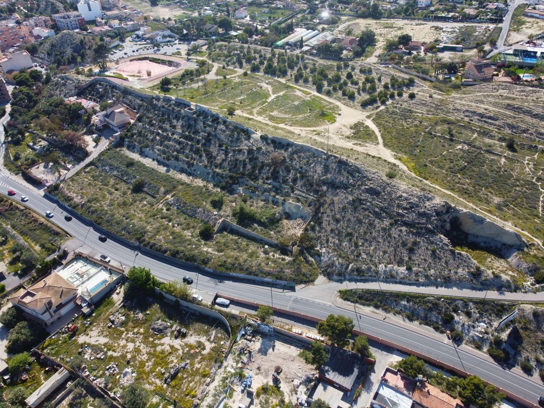 Land in Alicante, Valencian Community, Spain 4 - 15544620