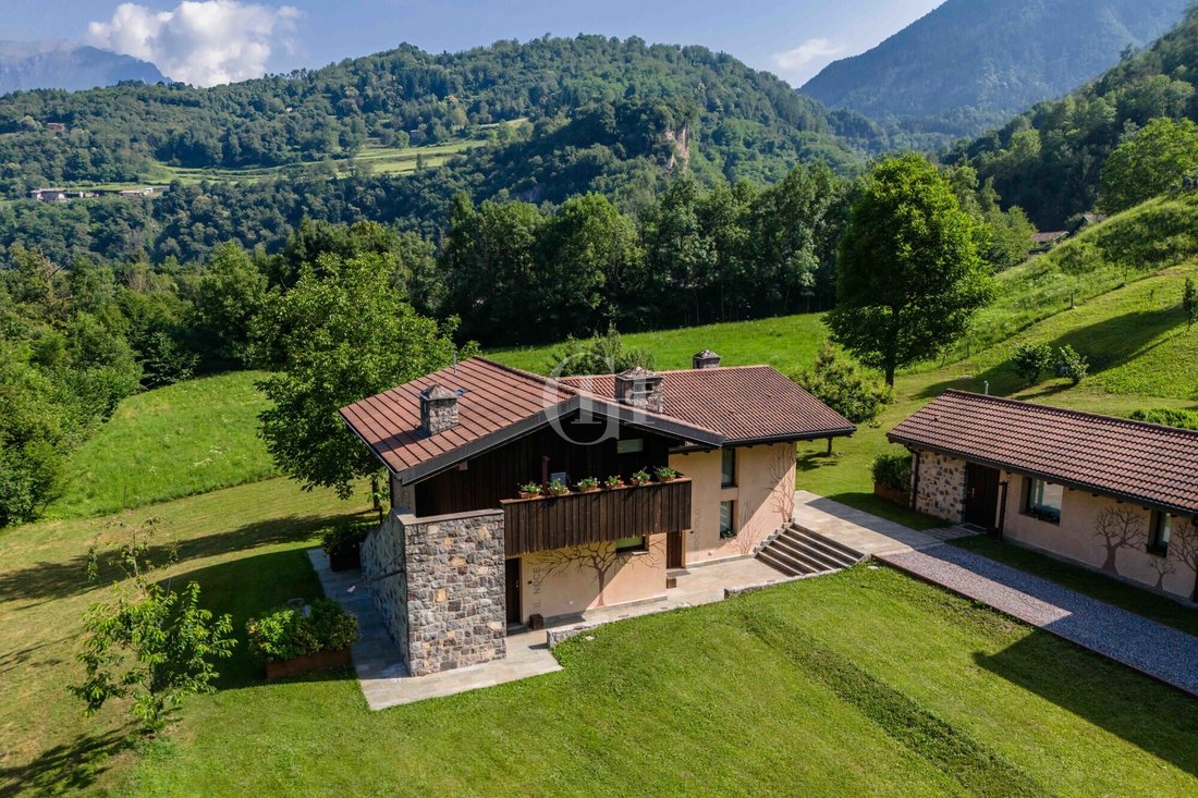 Villa in Prestine, Lombardy, Italy 4 - 15880440