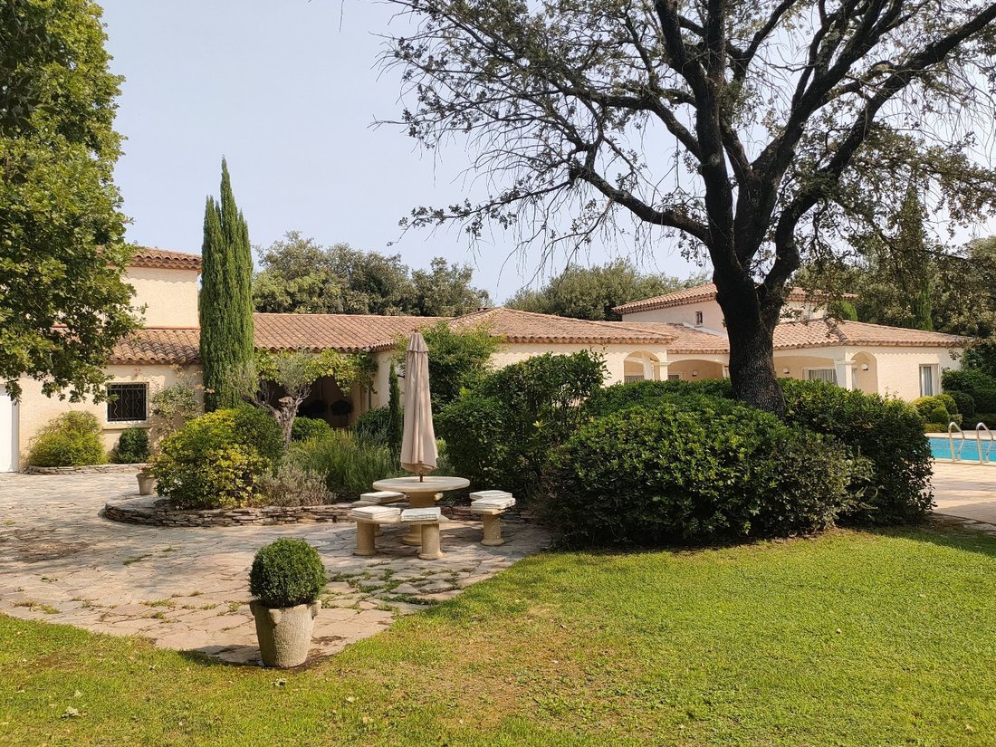 Villa in Centre Ville, Castries, France 5 - 16012665