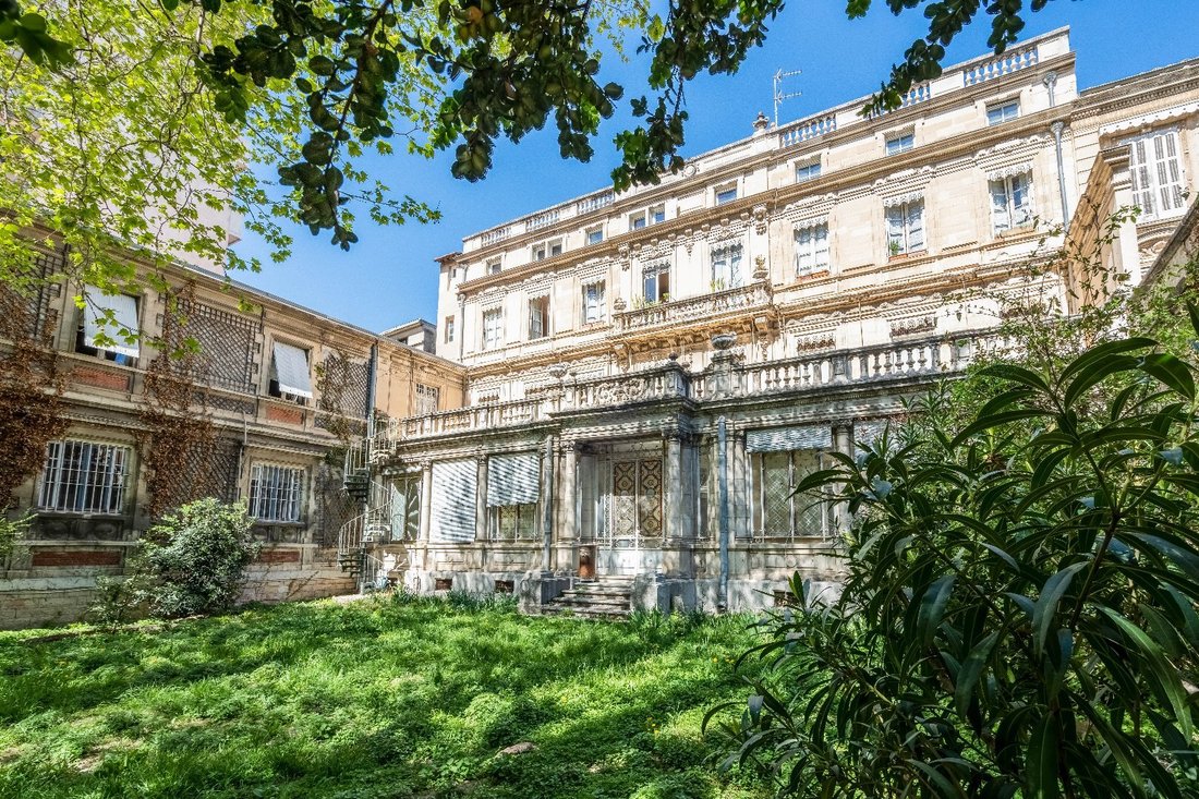 Townhouse in Avignon, Provence-Alpes-Côte d'Azur, France 1 - 16012985