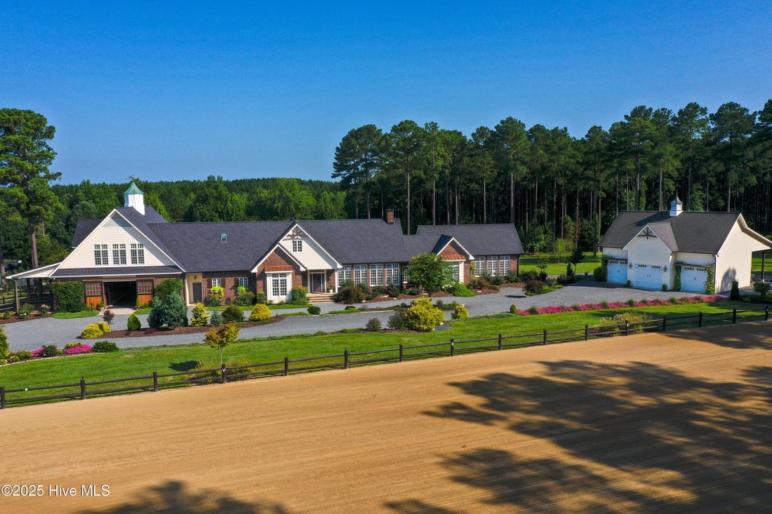 House in Cameron, North Carolina, United States 1 - 16014397
