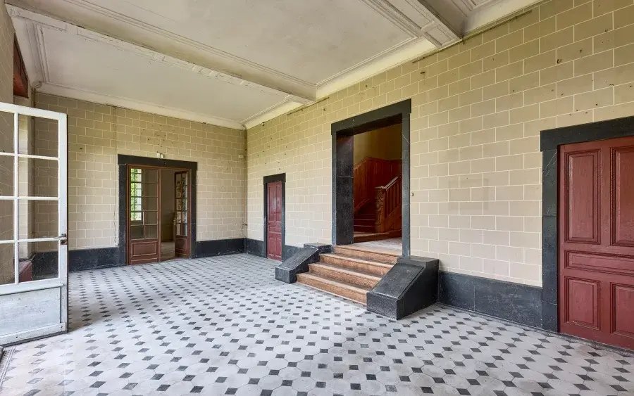 Château d’Humilly: A Whisper of Belle Époque Grandeur in Haute-Savoie’s Embrace