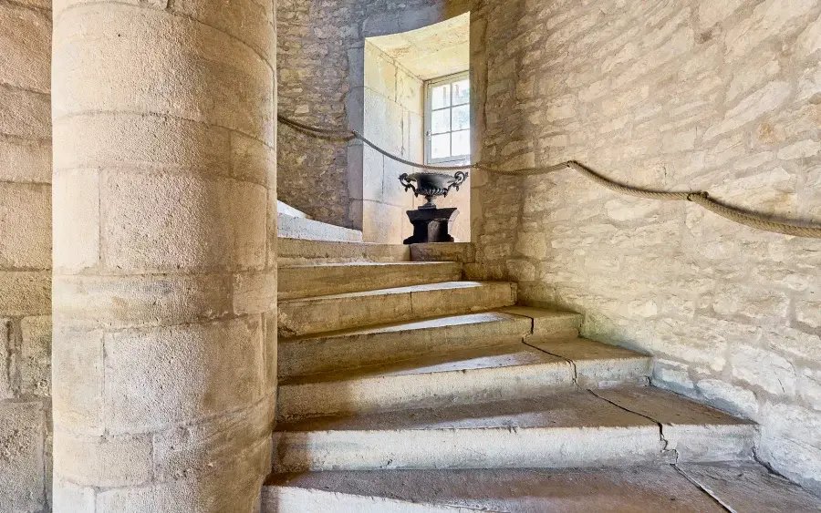 Château de Filain: A 15th-Century Legacy Woven in Stone and Light