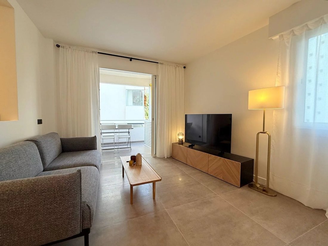 Apartment in Cannes, Provence-Alpes-Côte d'Azur, France 1 - 15976279