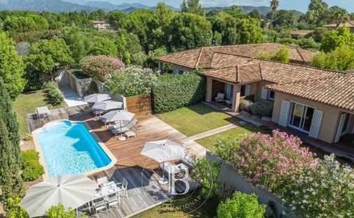 Villa in Lecci, Corsica, France 1