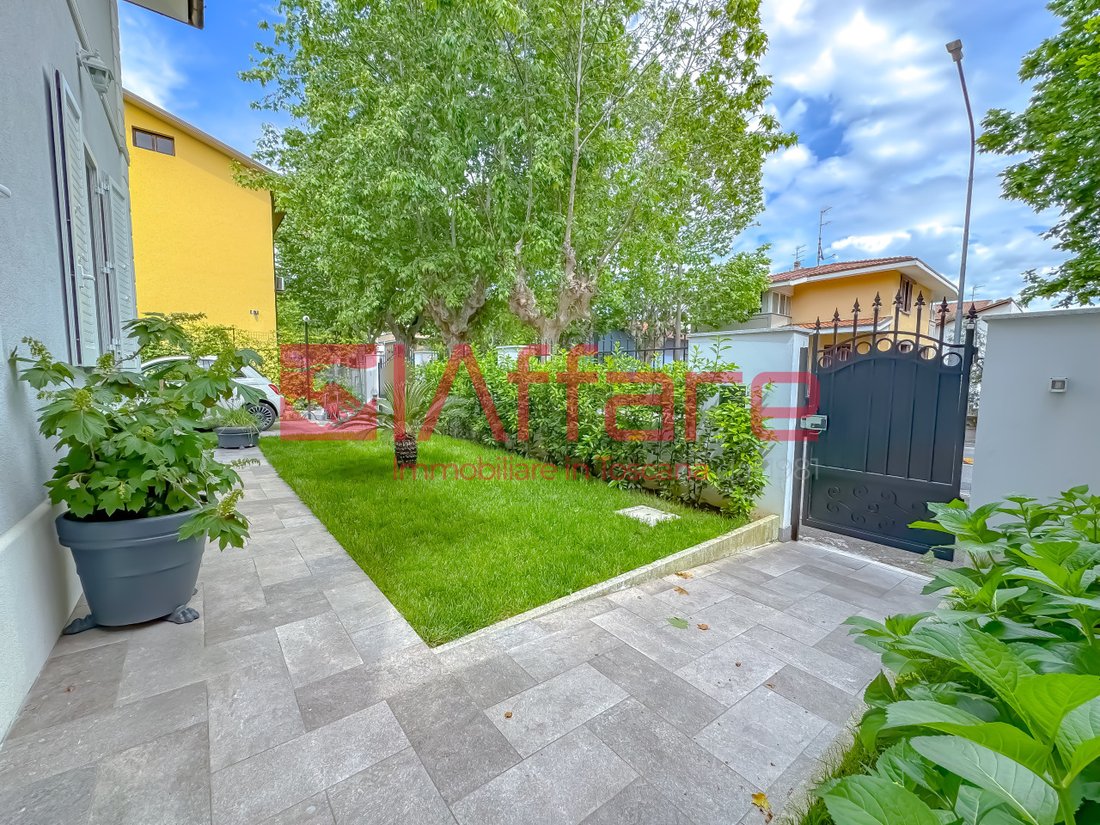 Villa in Stazione, Montecatini Terme, Italy 2 - 16015242