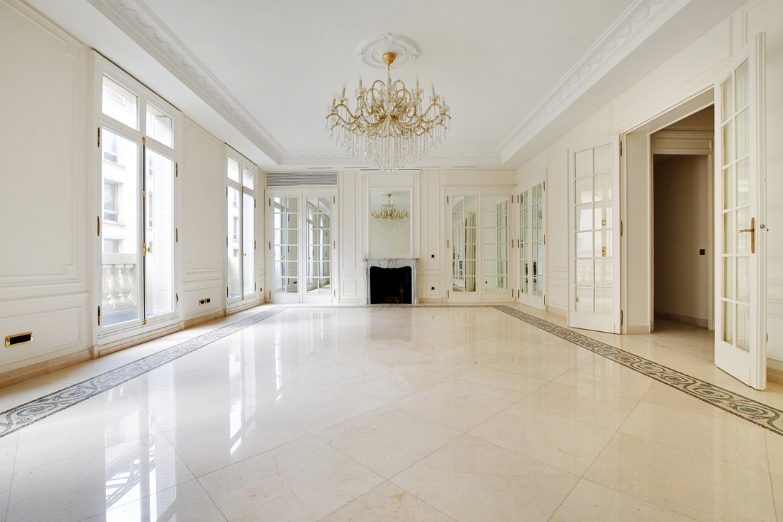 Apartment in Clignancourt-Jules Joffrin, Paris 18e Arrondissement, Paris 5 - 16012711