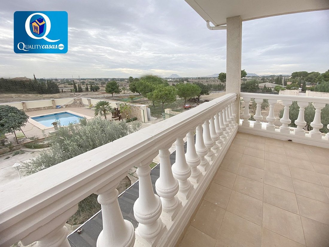 Villa in Mutxamel, Valencian Community, Spain 1 - 16015203