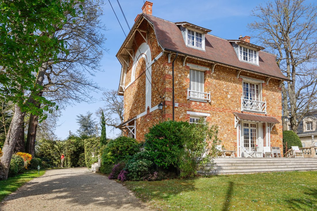 House in Le Vésinet, Ile-de-France, France 5 - 16013098